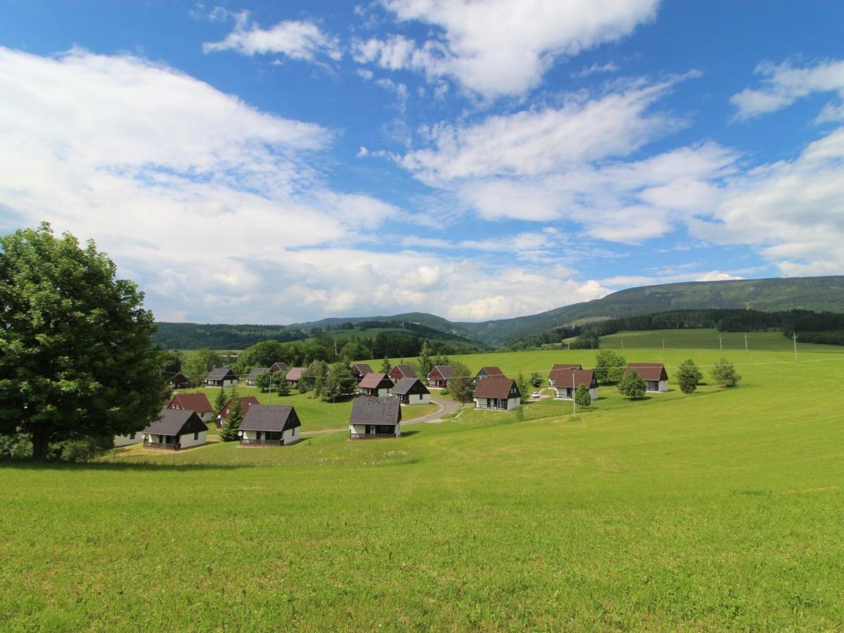 Holiday Home Holiday Hill 44 By Interhome Cista  Zewnętrze zdjęcie